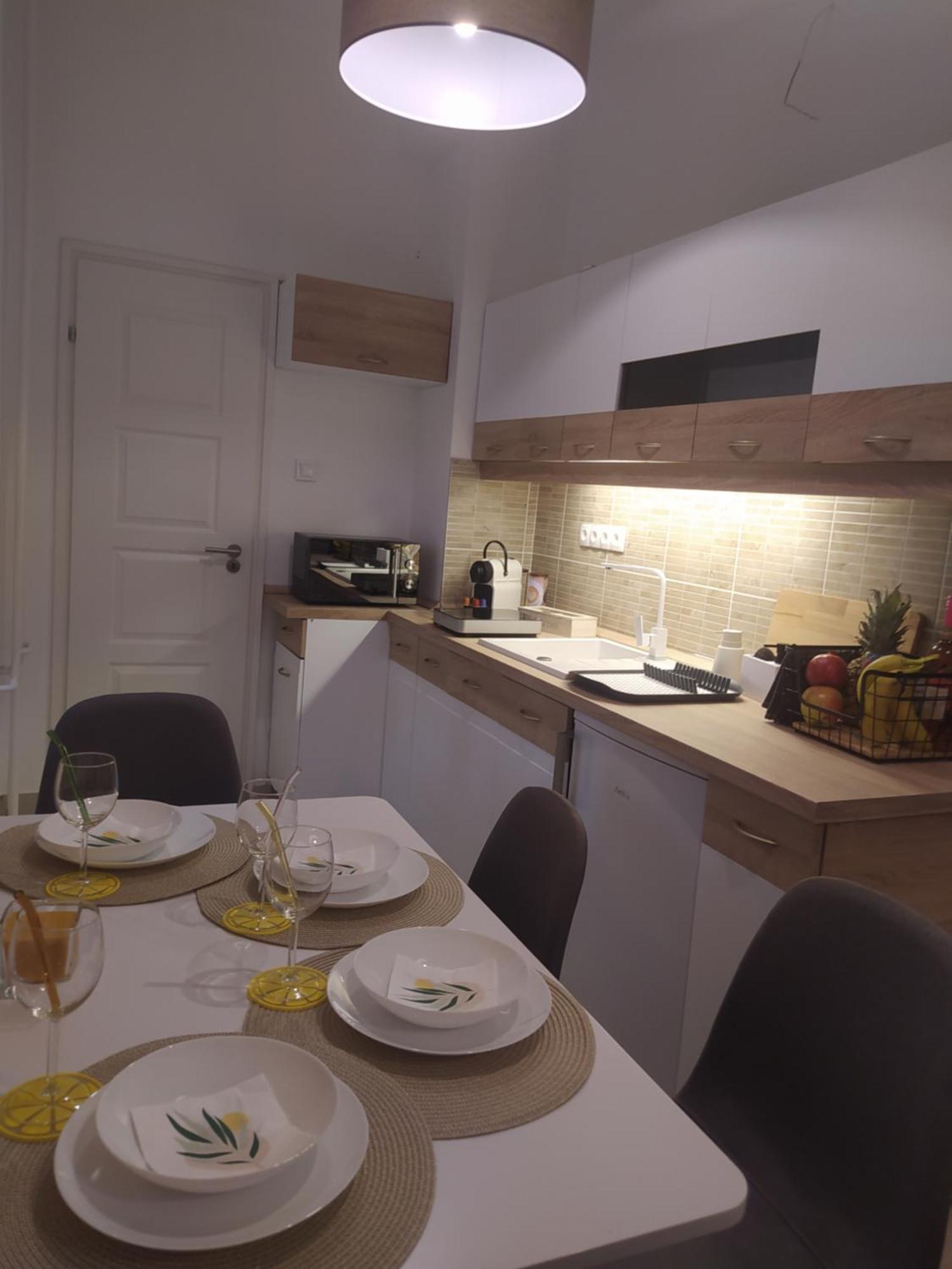 בודפשט Lady Mabel'S Apartment Near To Arena, Puskas Stadion And City Park, With Guarded Parking Place מראה חיצוני תמונה